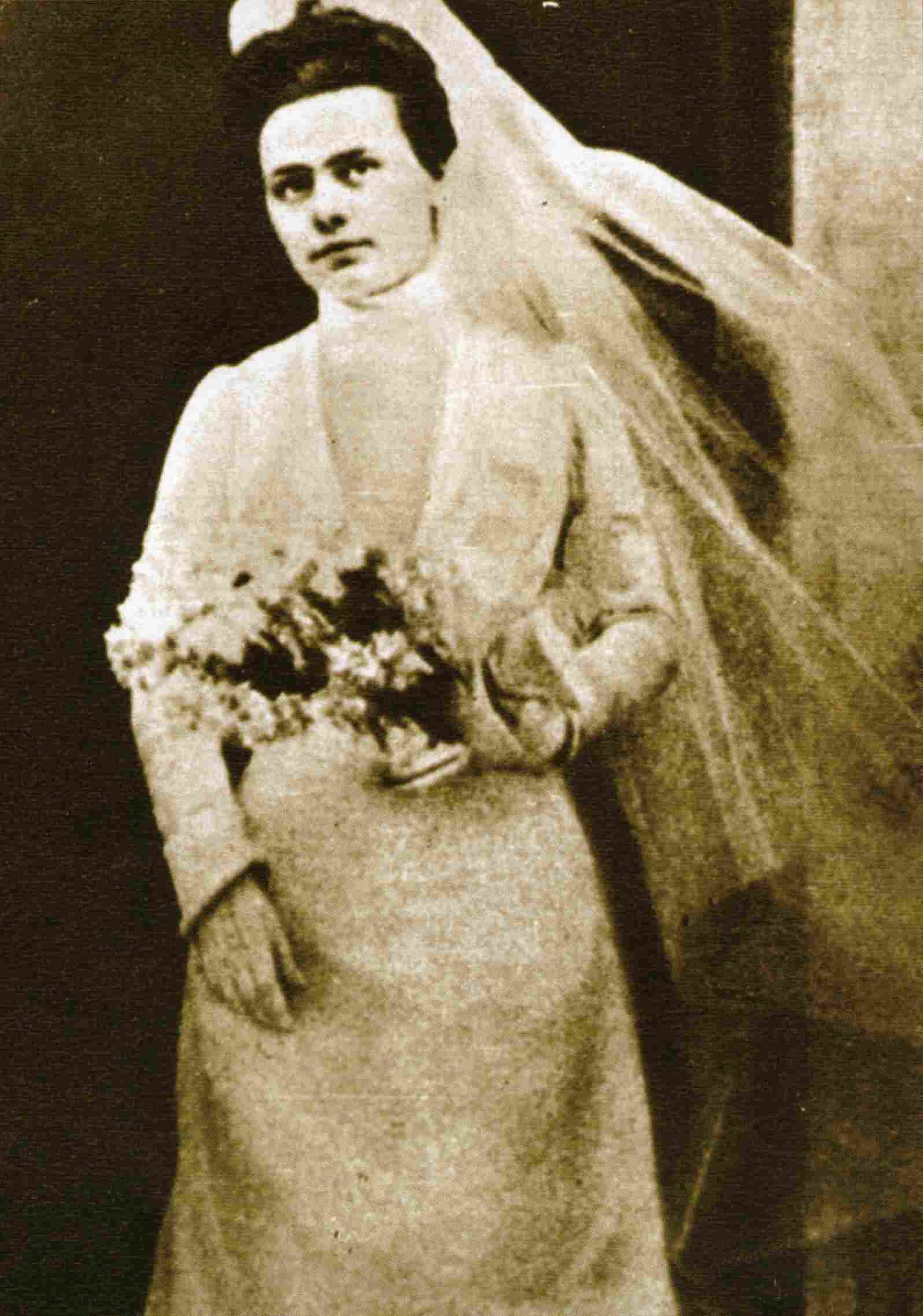 elisab%20sposa.jpg